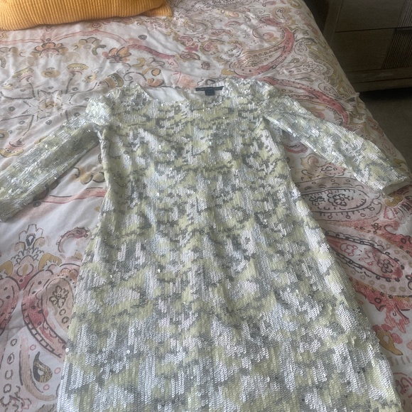 Short formal dress - Picture 1 of 1